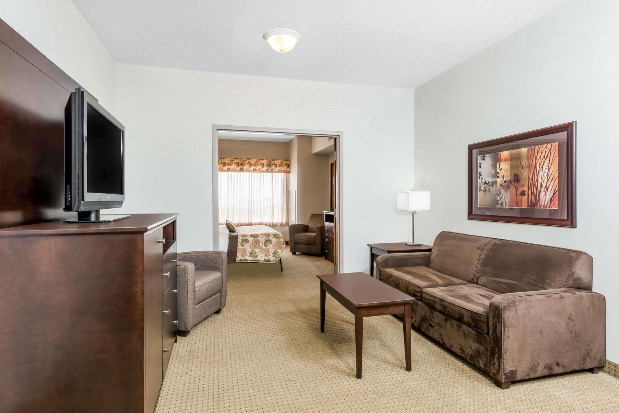 Ramada By Wyndham Olds Hotel Luaran gambar